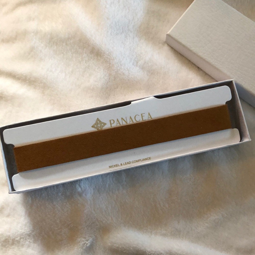 Panacea Choker